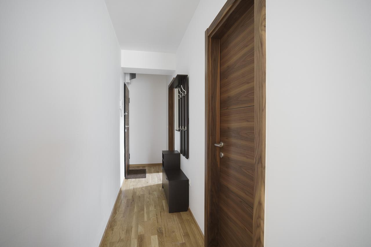 Apartments Lora Jadranskij Put Budva Luaran gambar